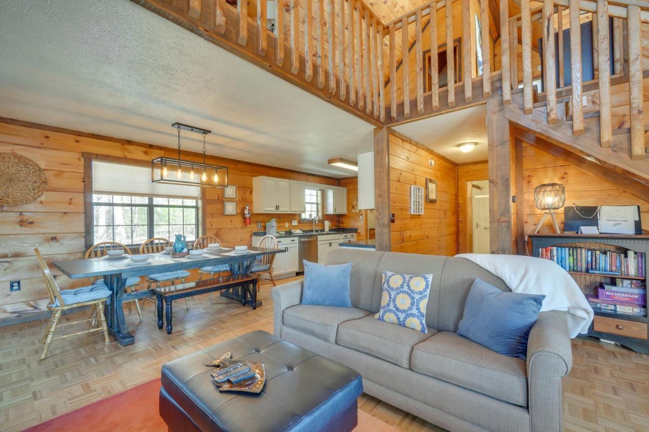 Central Sevierville Cabin With Hot Tub And Views! Exterior photo